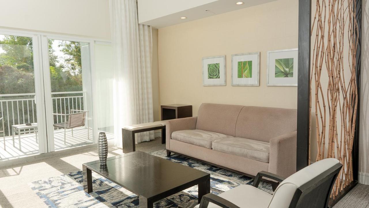 Aparthotel Modern Private Studio - King Bed, Jacuzzi, Balcony And Pool Miami Exterior foto