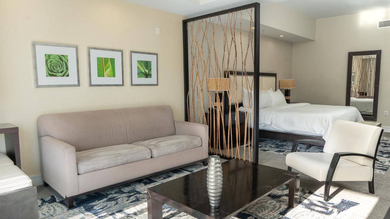 Aparthotel Modern Private Studio - King Bed, Jacuzzi, Balcony And Pool Miami Exterior foto